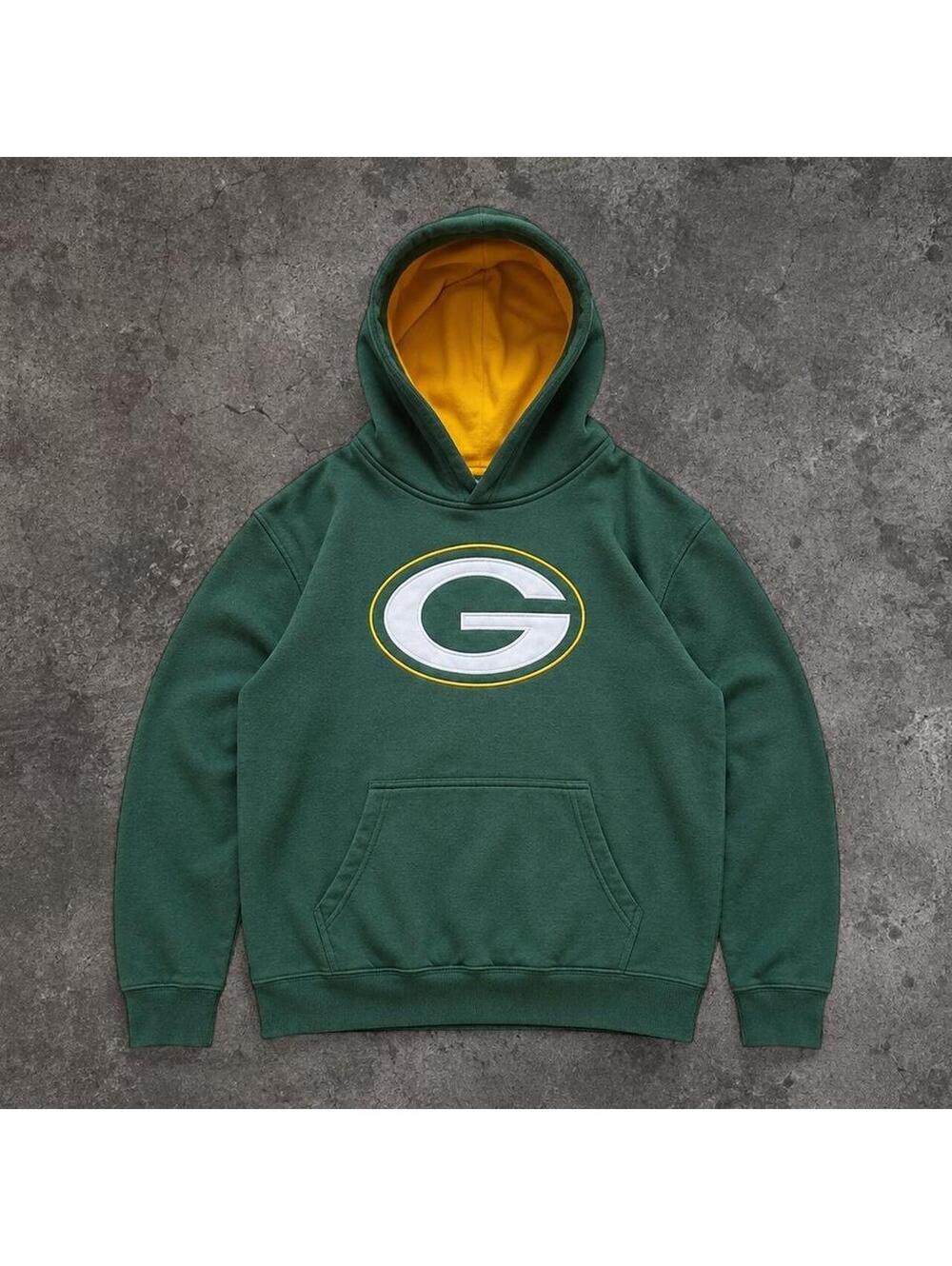Fire NFL Green Bay Packers hoodie youth L but fits like Men’s S